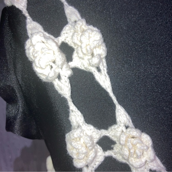 Moschino cheap n chic AEFFE SPA Size 12 cream roses crochet dress - Picture 16 of 16